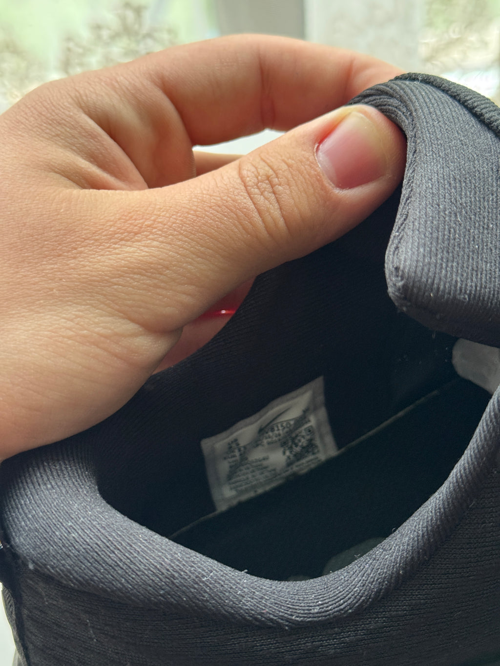 Nike Vomero Plus – Black
