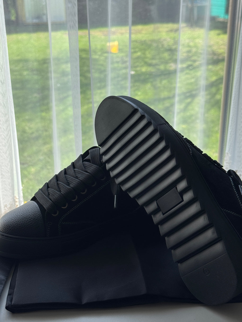 Numeris – Black