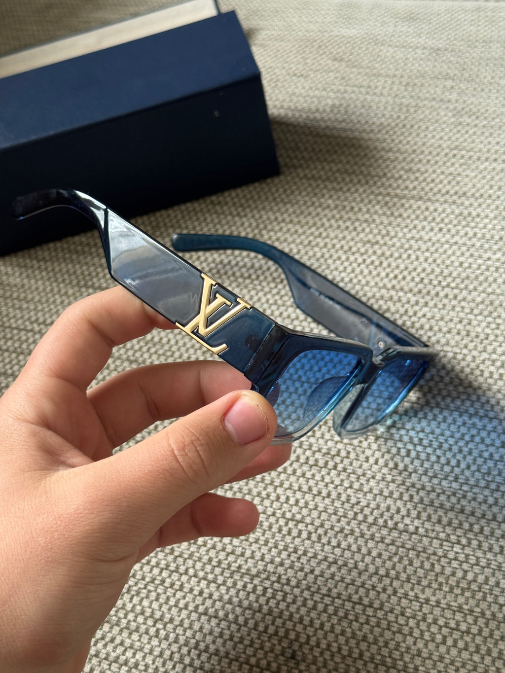 Louis Vuitton Sunglasses – Transparent Light Blue/Gold
