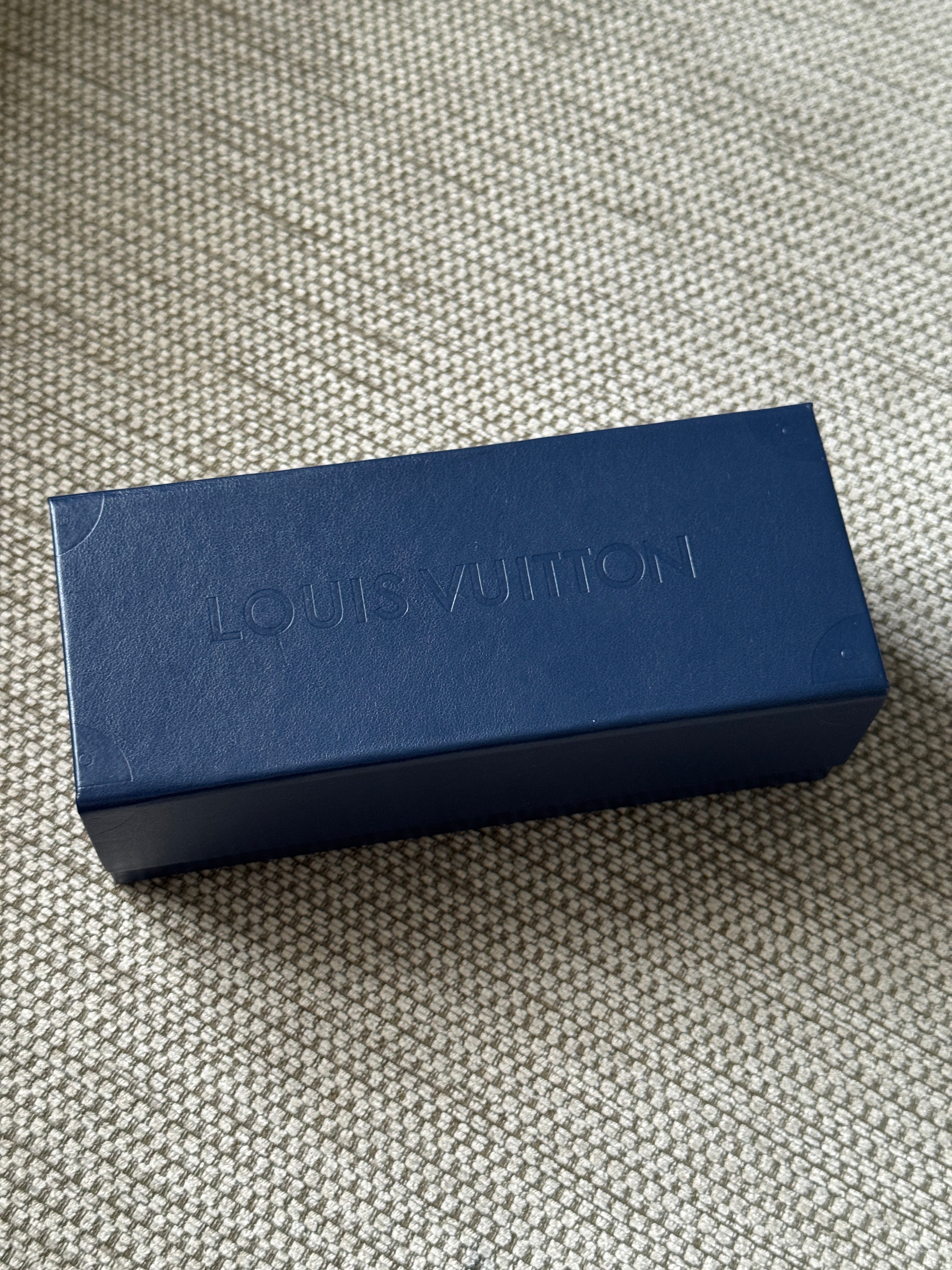 Louis Vuitton Sunglasses – Transparent Light Blue/Gold