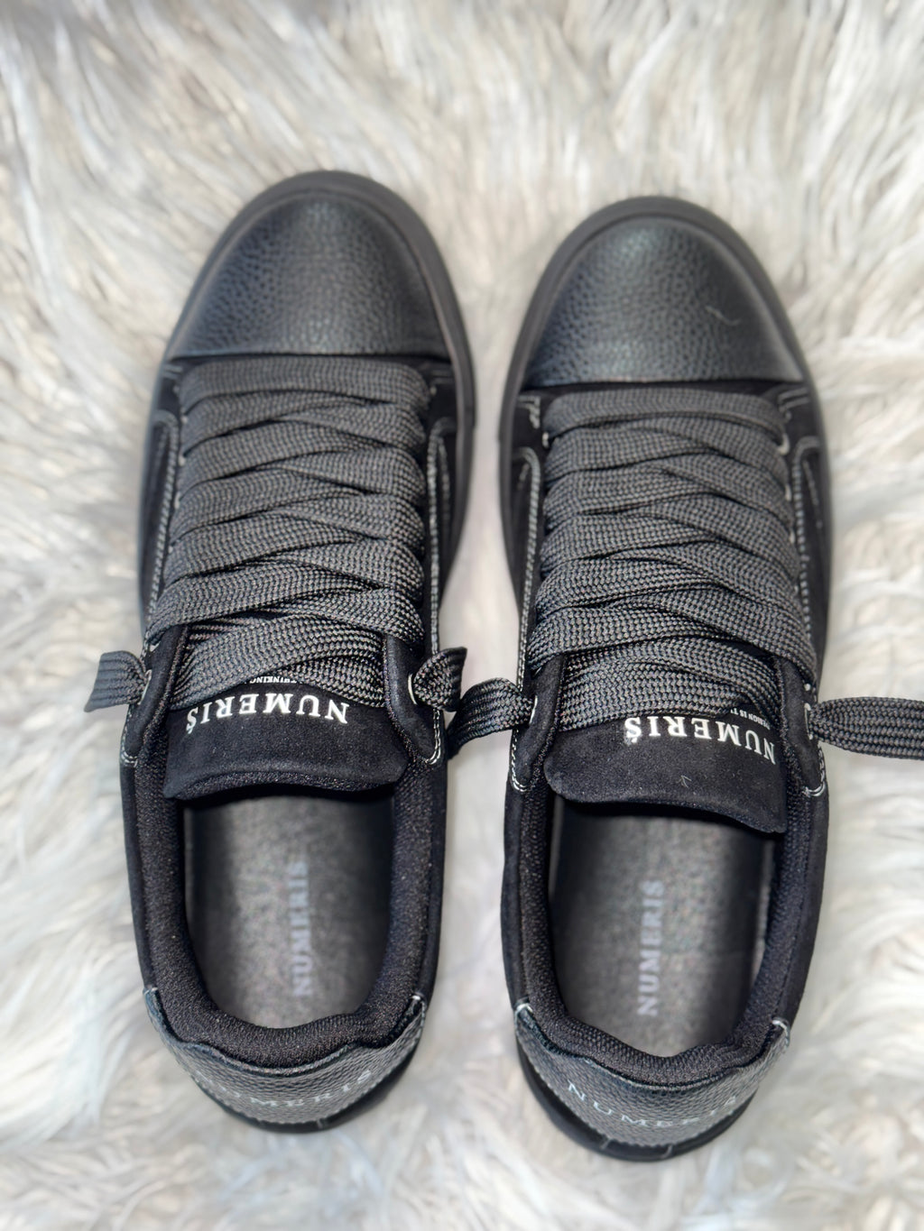 Numeris Black