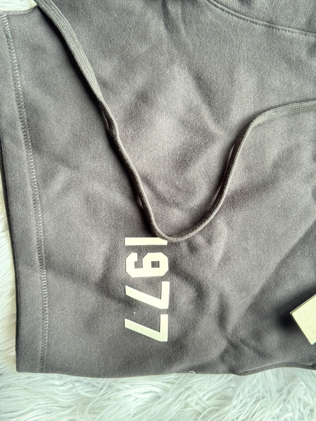 Fear of God Essentials 1977 Sweatpants – Dark Oak