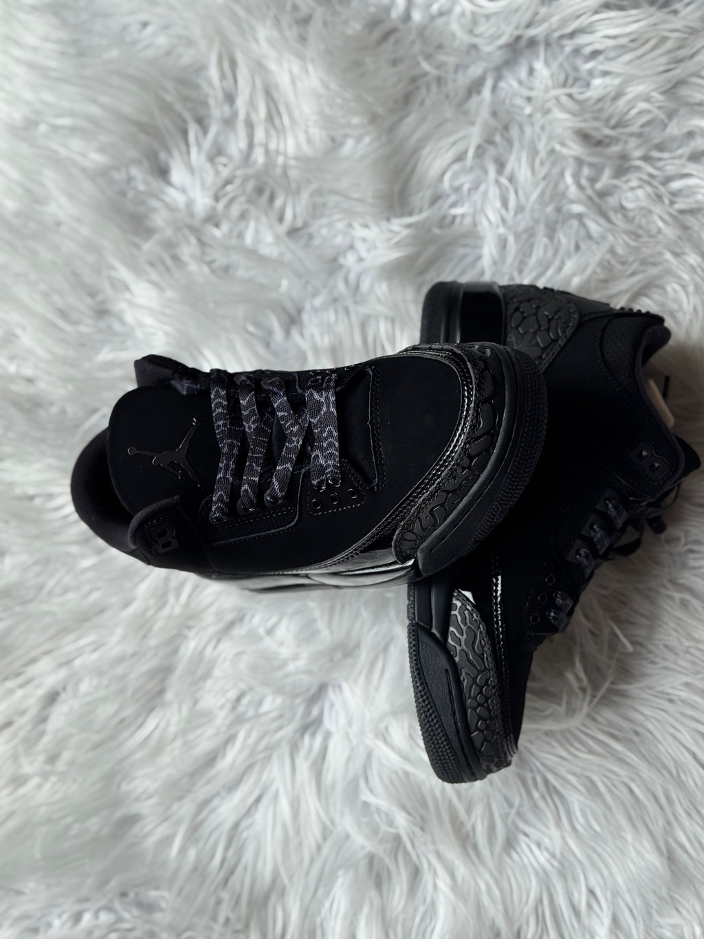 Air Jordan 3 Retro "Black Cat"